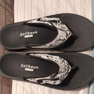 Women's Black and White Sandals